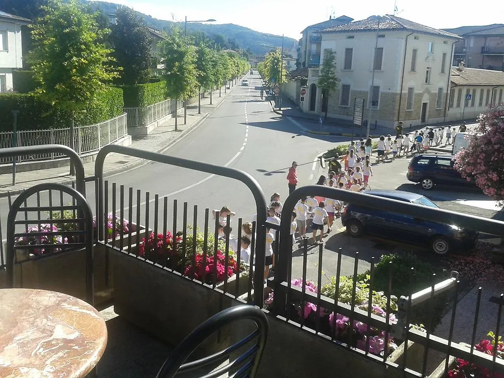 Hotel Moderno Grumello del Monte